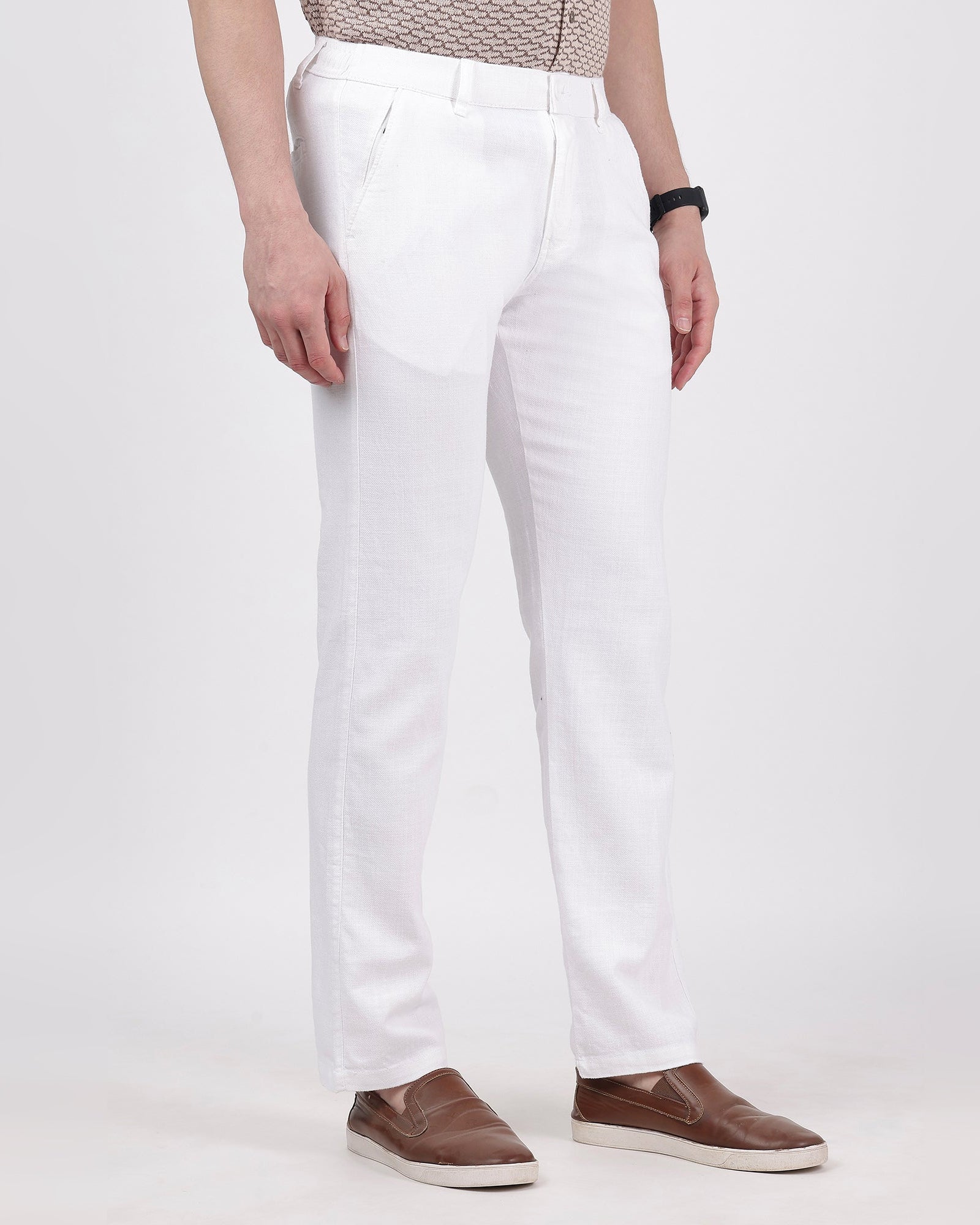 White-comfortable-linen-pants