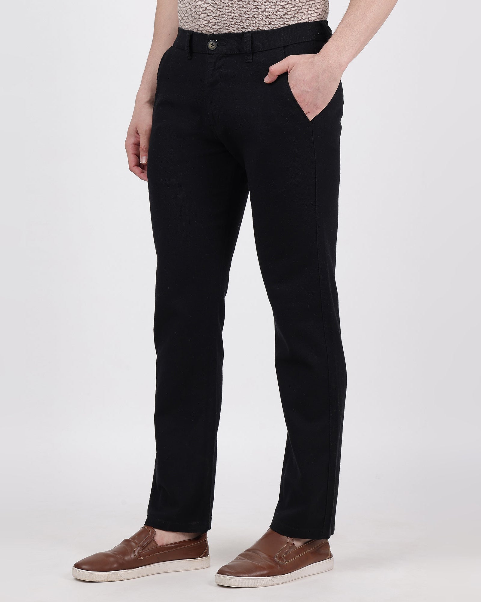 Black-comfortable-linen-pants