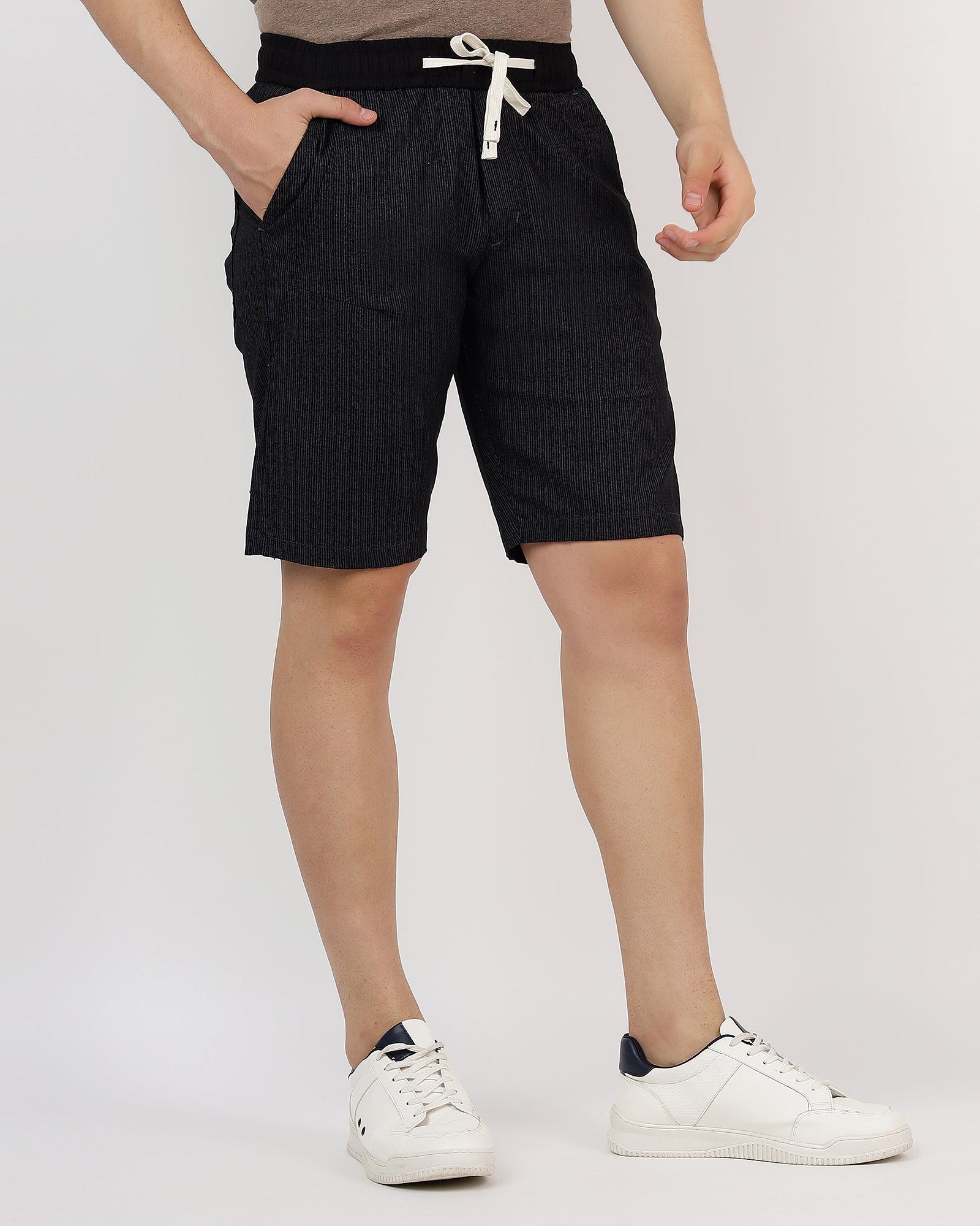 lined-linen-shorts-black-4