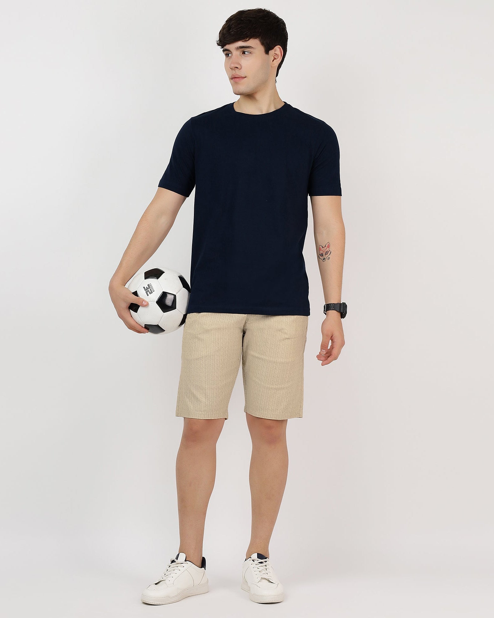 Comfortable black linen shorts