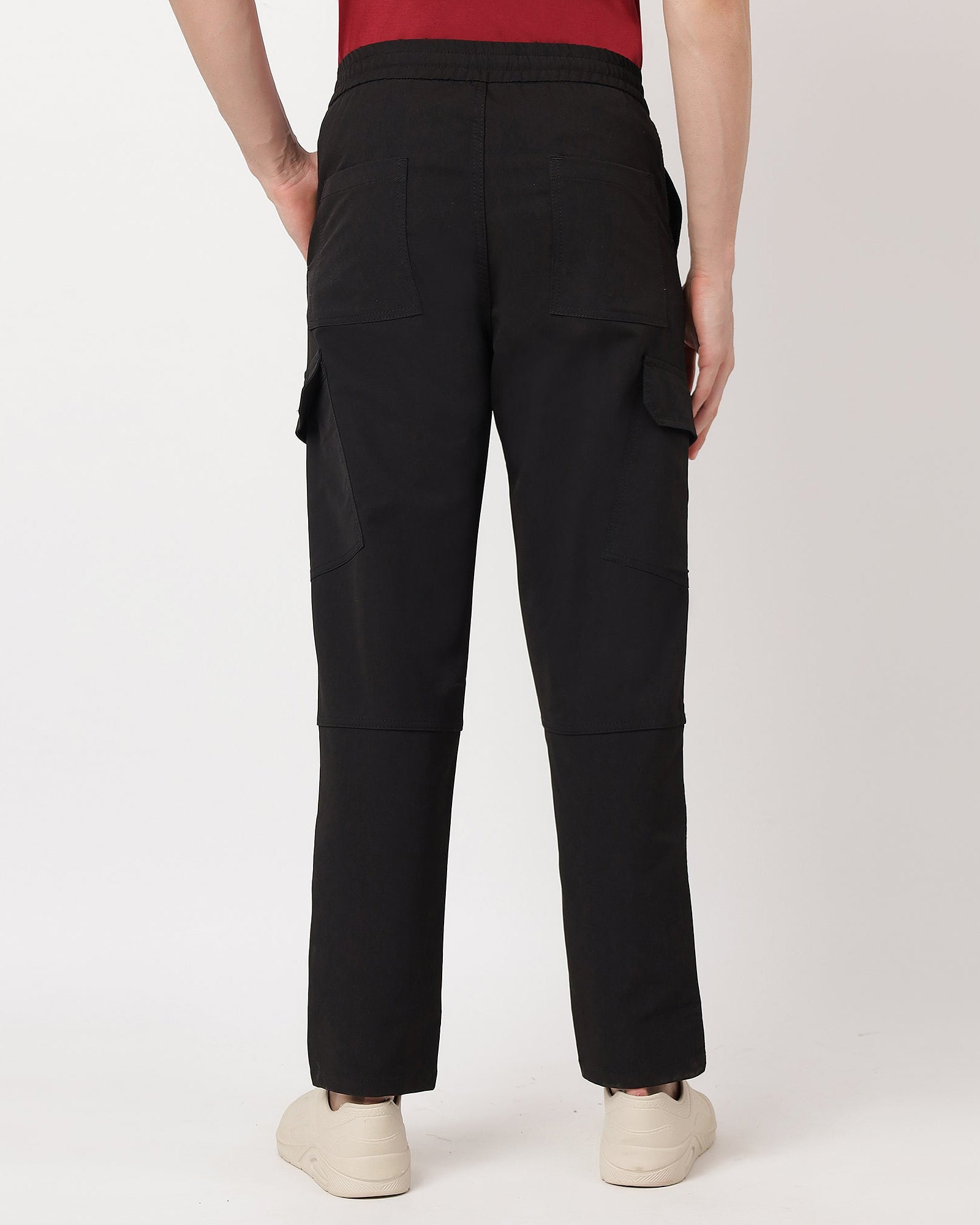 Black-comfortable-cargos