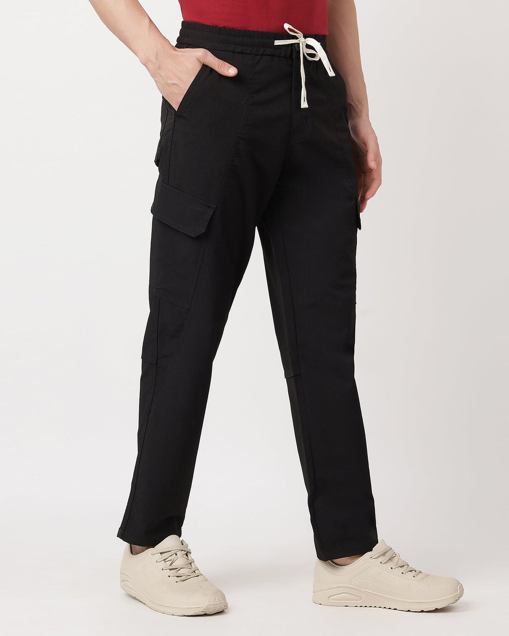 Black-comfortable-cargos