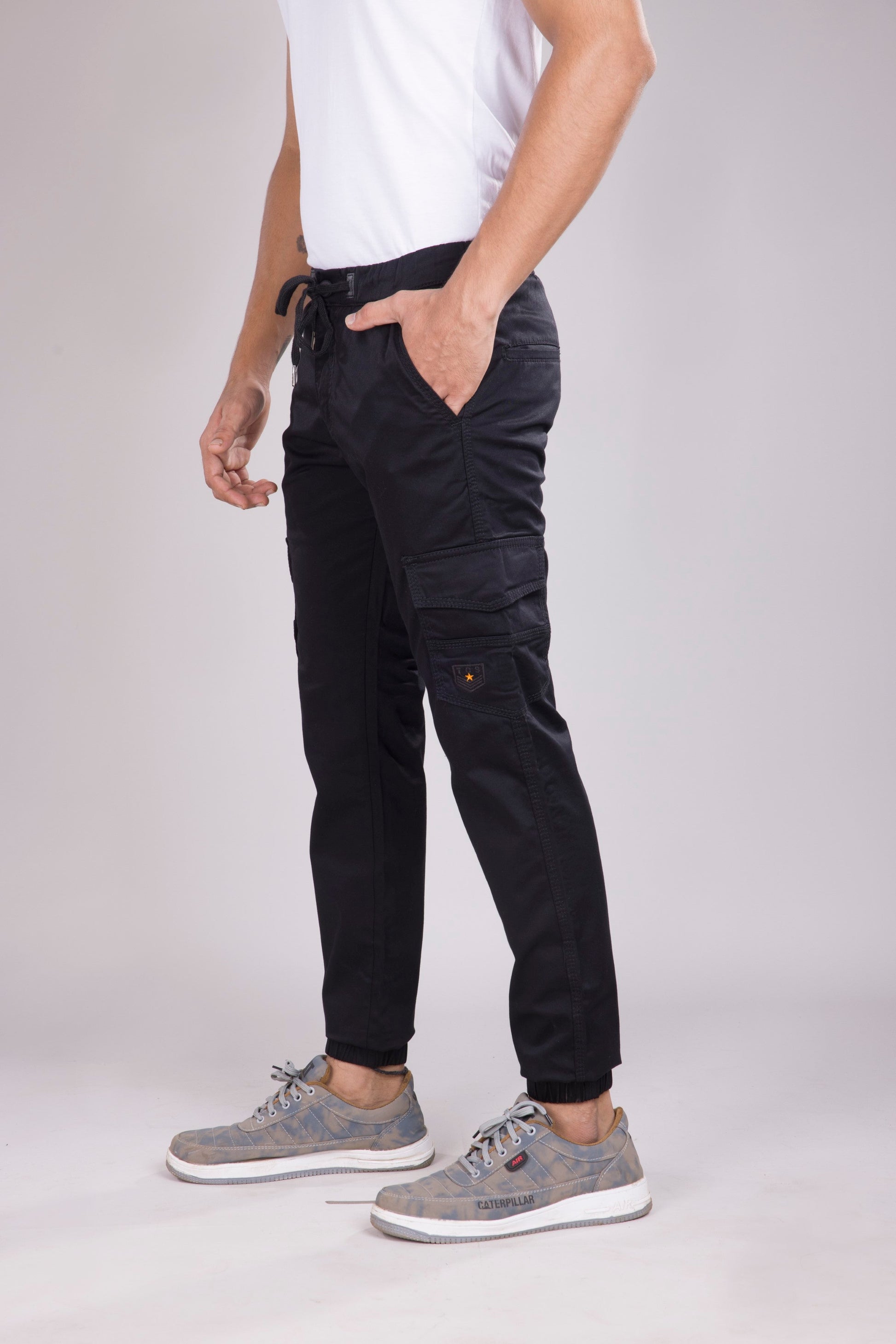 Joggers-002-BLACK-4