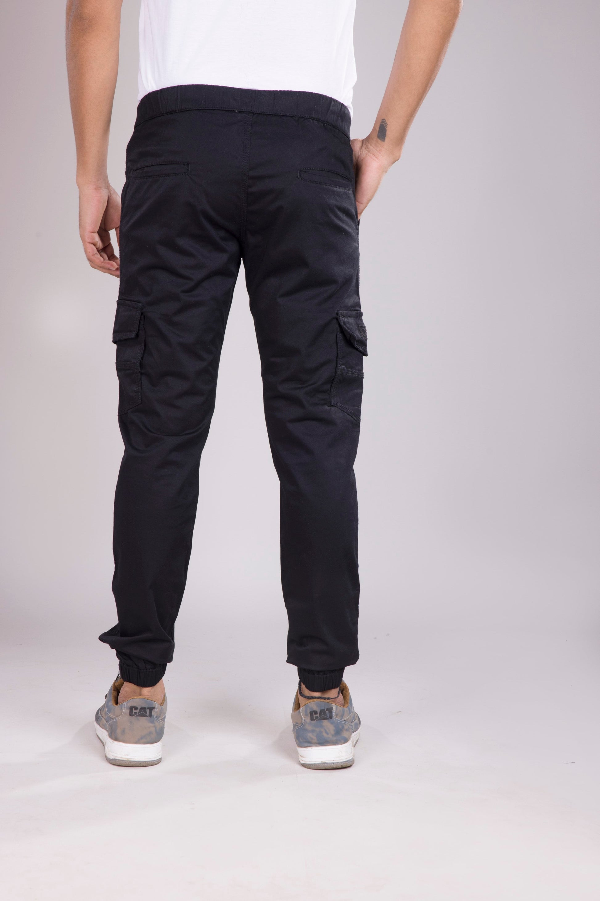 Joggers-002-BLACK-3