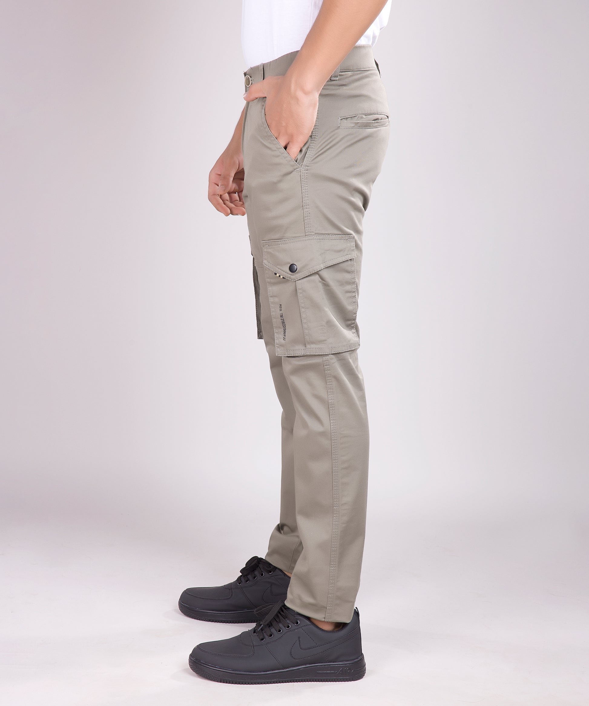 Cargo-Pants-002-MOUSE-4